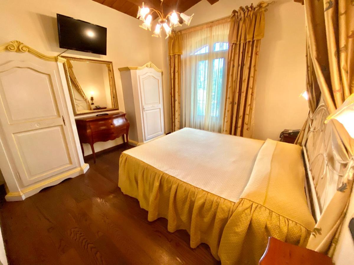 Agriturismo Il Casale Morrovalle Ngoại thất bức ảnh