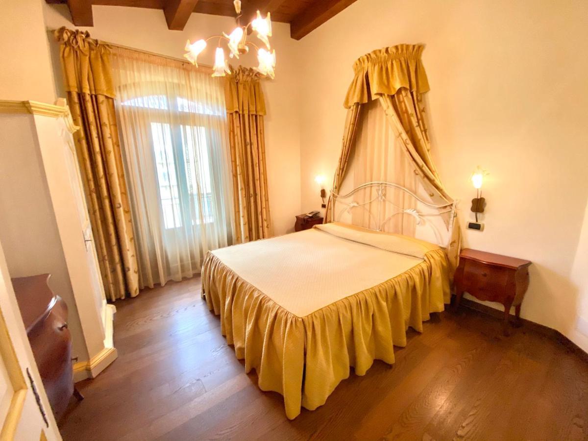 Agriturismo Il Casale Morrovalle Ngoại thất bức ảnh