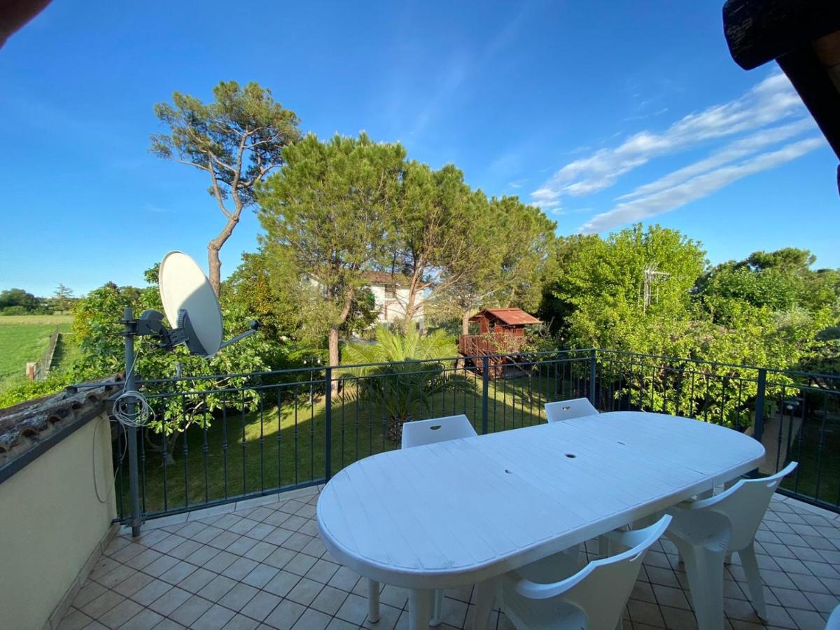 Agriturismo Il Casale Morrovalle Ngoại thất bức ảnh