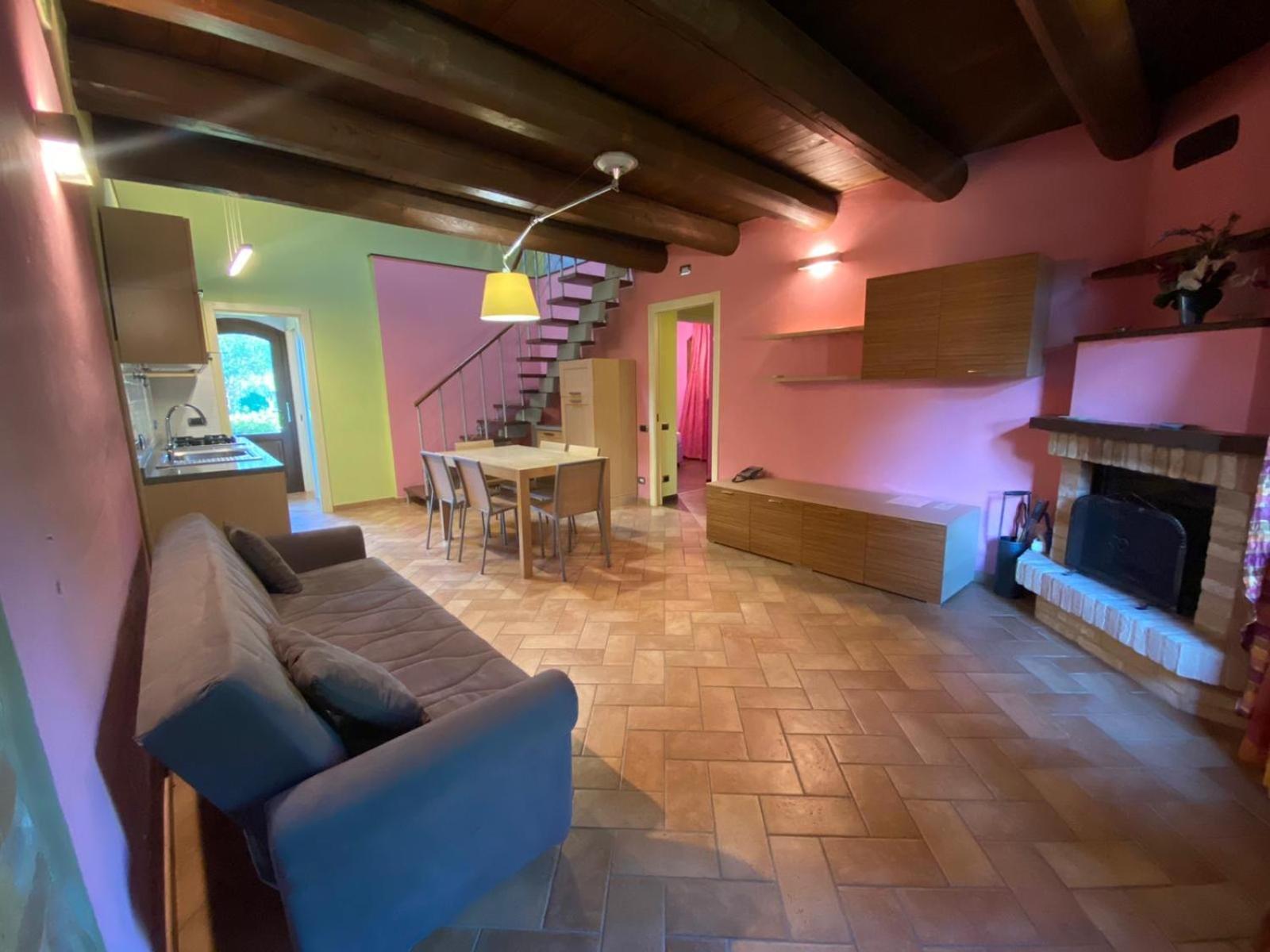 Agriturismo Il Casale Morrovalle Ngoại thất bức ảnh